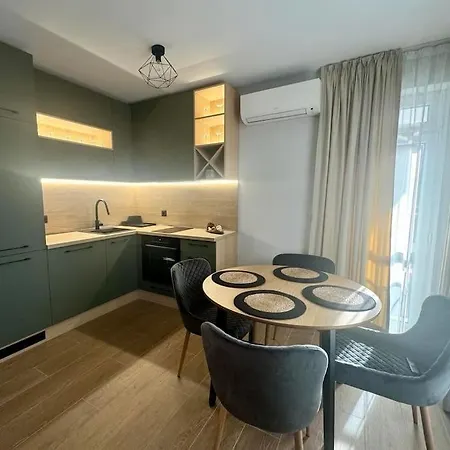 South * 프리모르스코