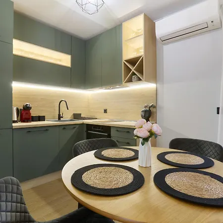 Daire Modern Family Near The Beach, Free Parking Primorsko