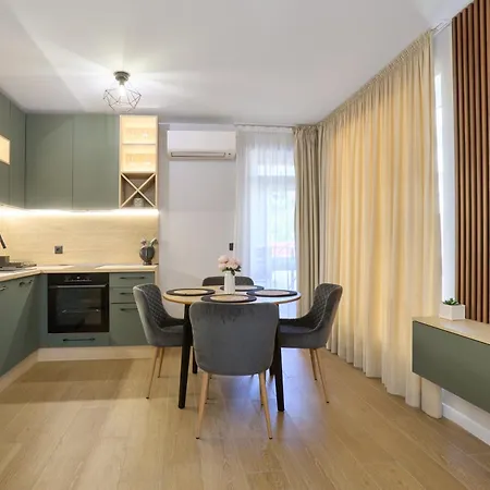 Modern Family Near The Beach, Free Parking Daire *